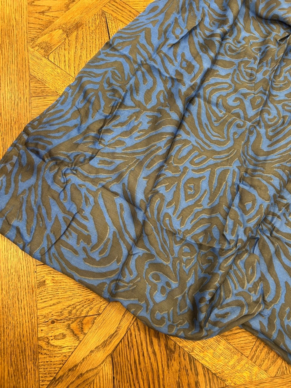 Blue and Gray Abstract Print Scarf